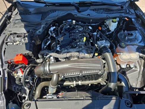 Used 2024 Ford Mustang Coupe RWD image 31