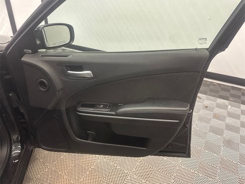 Used 2023 Dodge Charger SXT image 15