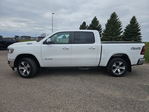 Used 2020 RAM 1500 Laramie w/ Off Road Group AWD/4WD image 2