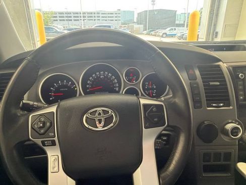 Used 2014 Toyota Sequoia Limited RWD image 16