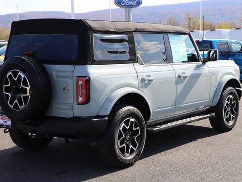 Used 2024 Ford Bronco Outer Banks image 5