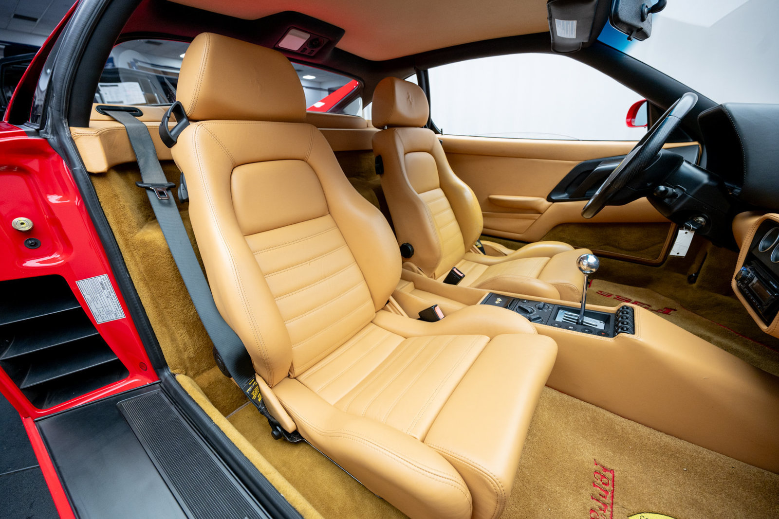 Used 1995 Ferrari F355 Berlinetta RWD image 15
