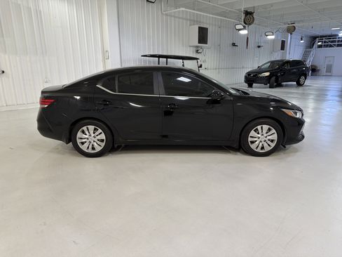 Used 2023 Nissan Sentra S FWD image 6