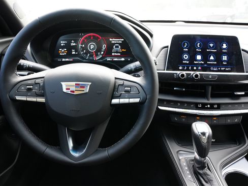 New 2025 Cadillac CT4 Premium Luxury image 9