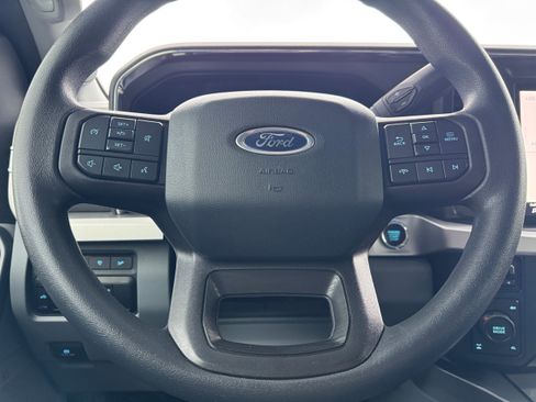 Used 2023 Ford F350 XLT w/ XLT Premium Package image 19