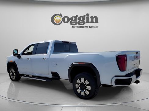 New 2026 GMC Sierra 3500 Denali image 7