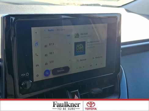 Used 2023 Toyota Corolla LE image 16