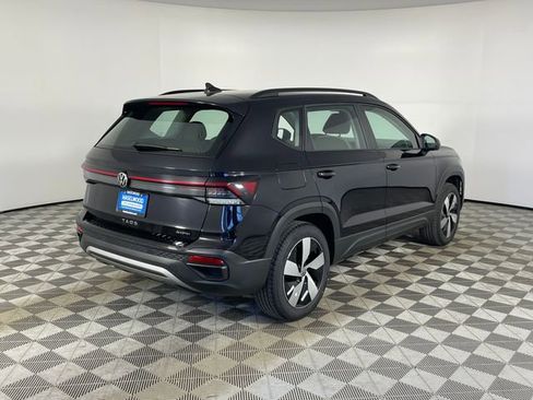 Used 2025 Volkswagen Taos S AWD/4WD image 23