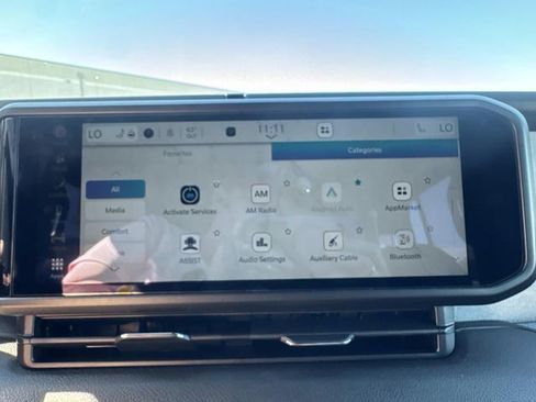 Used 2024 Jeep Wrangler Willys image 18