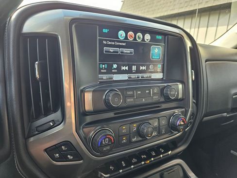Used 2018 Chevrolet Silverado 3500 LTZ AWD/4WD image 32