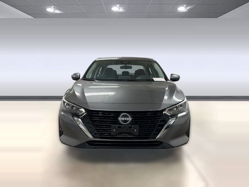 Used 2024 Nissan Sentra SV FWD image 5