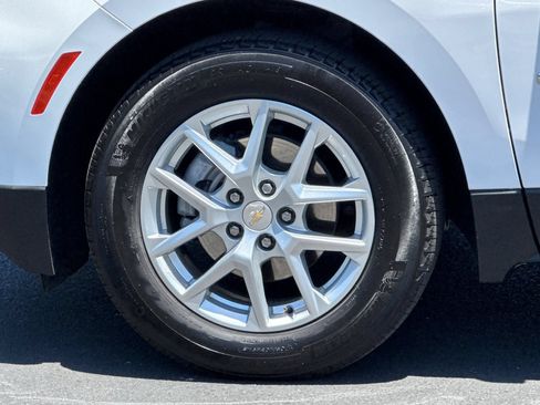 Used 2022 Chevrolet Equinox LT FWD image 30