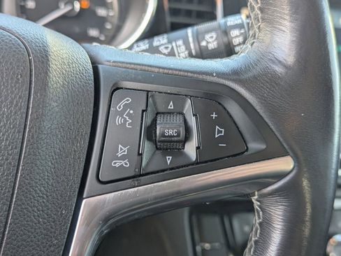 Used 2020 Buick Encore Essence image 19