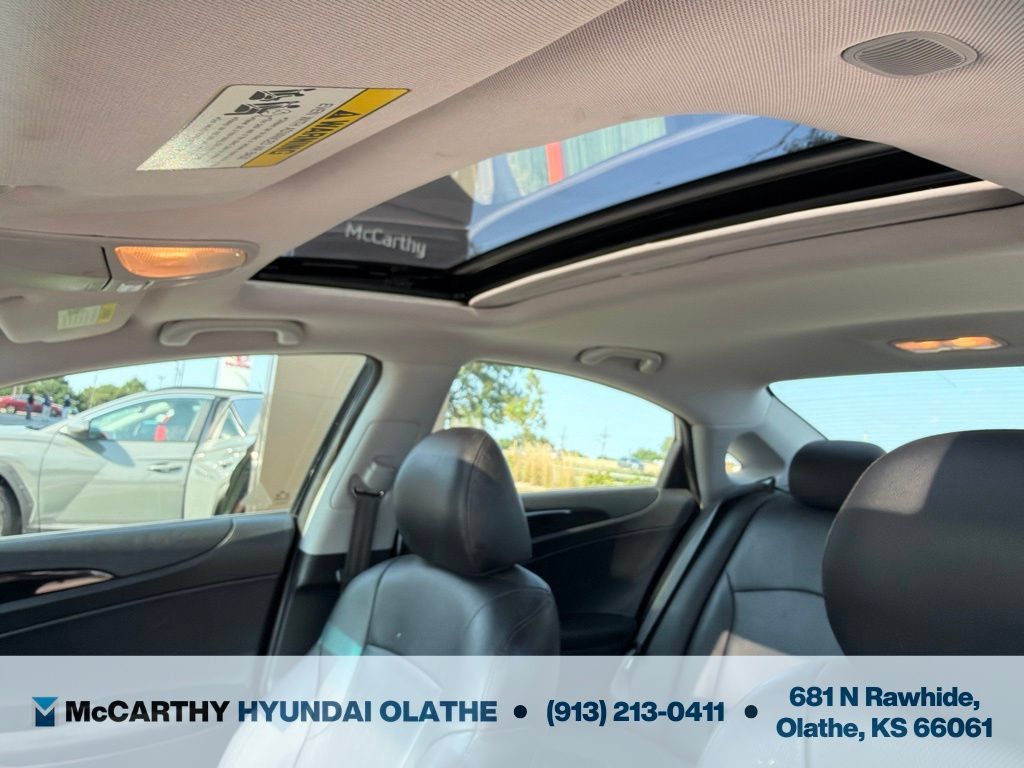 Used 2011 Hyundai Sonata Limited FWD image 10