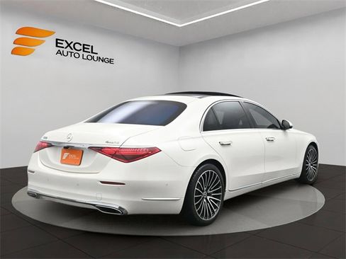 Used 2021 Mercedes-Benz S 580 4MATIC Sedan image 5