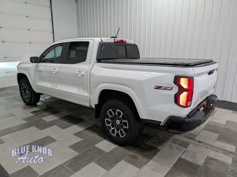 Used 2023 Chevrolet Colorado Z71 w/ Z71 Convenience Package 2 image 2