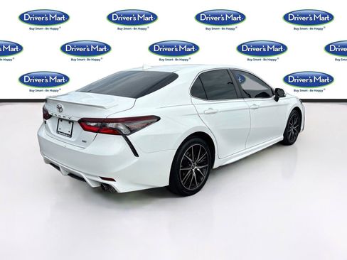 Used 2021 Toyota Camry SE w/ Audio Upgrade Package FWD image 7