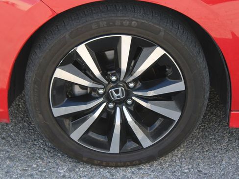 Used 2022 Honda Civic EX image 8