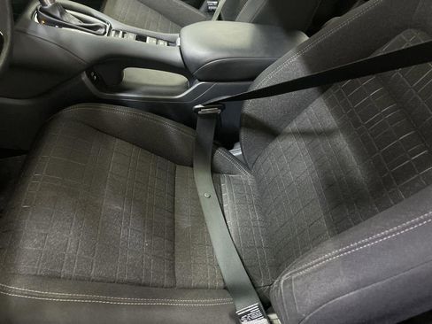 Used 2024 Honda HR-V LX image 11