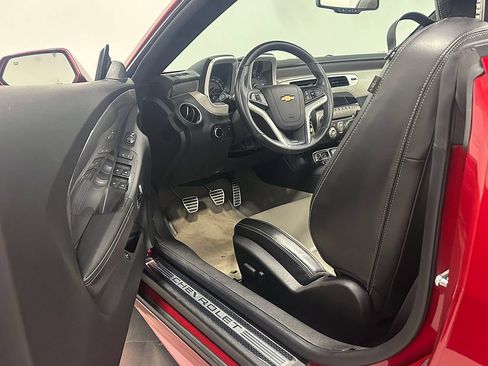 Used 2012 Chevrolet Camaro SS RWD image 59