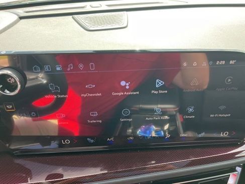 New 2026 Chevrolet Traverse Z71 w/ Enhanced Driving Package AWD/4WD image 36