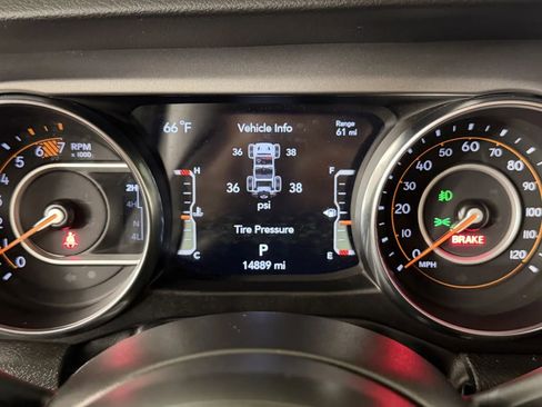 Used 2023 Jeep Wrangler Unlimited Sport AWD/4WD image 15