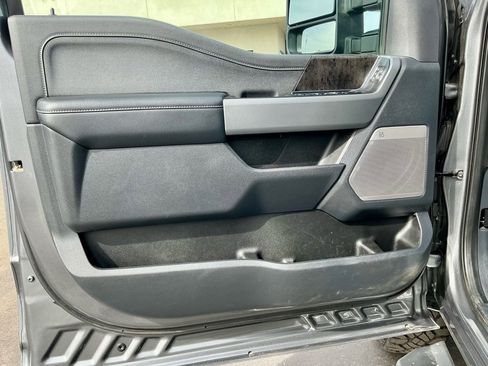 Used 2024 Ford F350 Lariat w/ FX4 Off-Road Package image 42