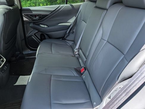 Certified 2025 Subaru Outback Limited AWD/4WD image 19