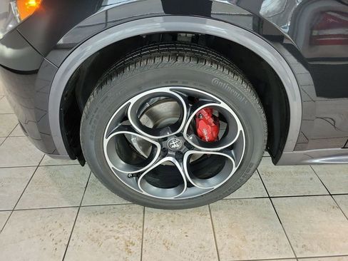 Used 2024 Alfa Romeo Stelvio Ti AWD/4WD image 55