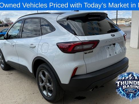 Used 2025 Ford Escape ST-Line Select AWD/4WD image 7