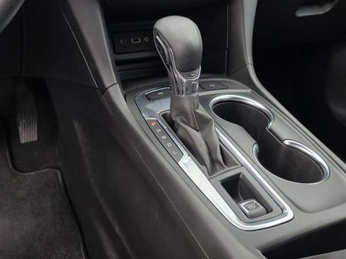 Used 2023 Chevrolet Equinox LT AWD/4WD image 21