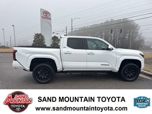 Used 2025 Toyota Tacoma SR5 image 2