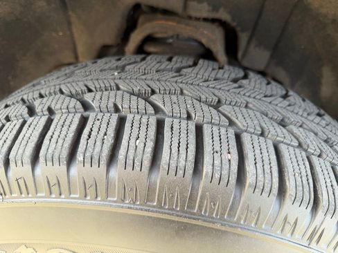 Used 2018 Chevrolet Silverado 1500 LT w/ All Star Edition image 30