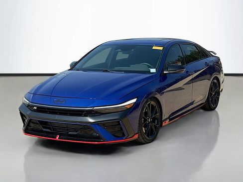 Used 2024 Hyundai Elantra N image 3
