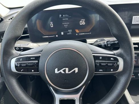 Used 2025 Kia K5 LXS FWD image 28