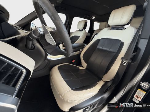 Used 2020 Land Rover Range Rover Sport HST AWD/4WD image 10