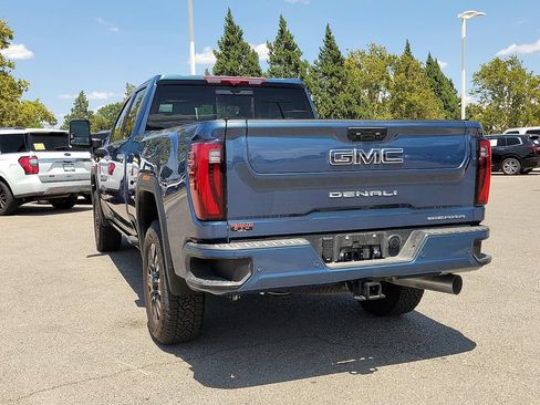 Used 2025 GMC Sierra 2500 Denali Ultimate AWD/4WD image 9