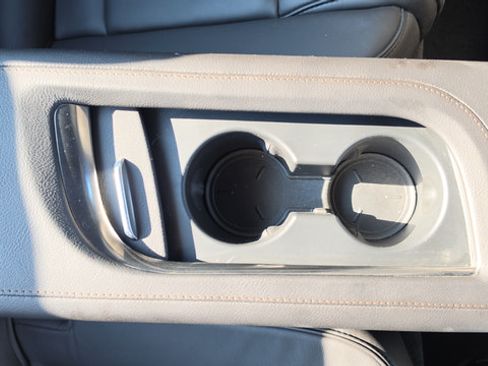 Used 2016 Cadillac ELR FWD image 23