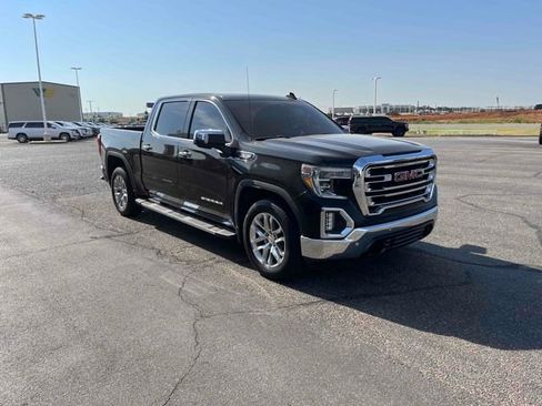 Used 2019 GMC Sierra 1500 SLT w/ SLT Premium Plus Package RWD image 3