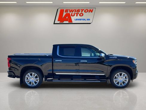 Certified 2026 Chevrolet Silverado 1500 High Country w/ High Country Premium Package AWD/4WD image 13