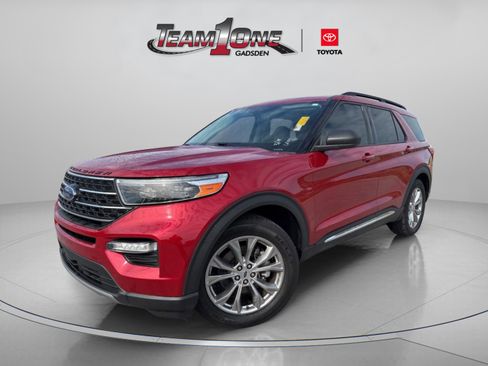 Used 2020 Ford Explorer XLT w/ Equipment Group 202A image 5