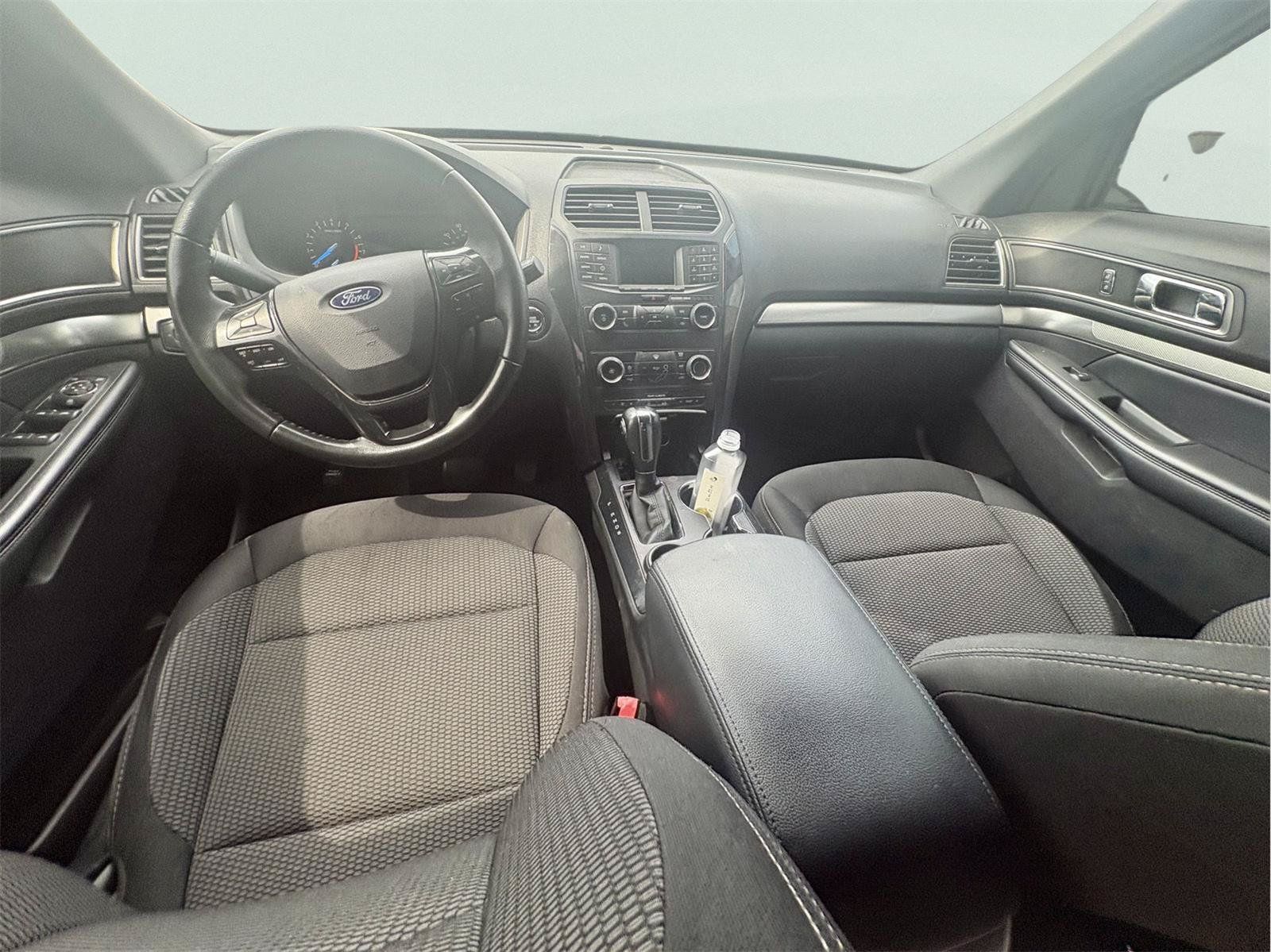 Used 2019 Ford Explorer XLT FWD image 11