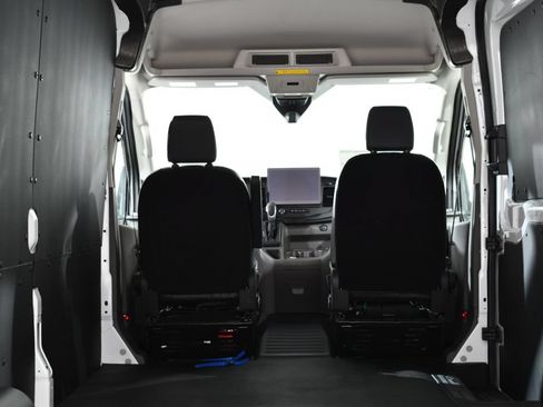 New 2026 Ford Transit 250 148 Medium Roof Extended AWD w/ Load Area Protection Package image 19
