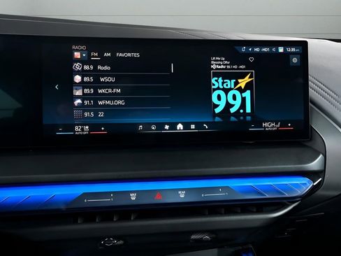 Used 2025 BMW X3 xDrive30i image 32