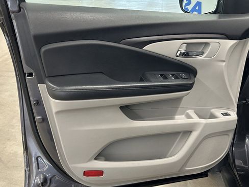 Used 2016 Honda Pilot EX-L image 11