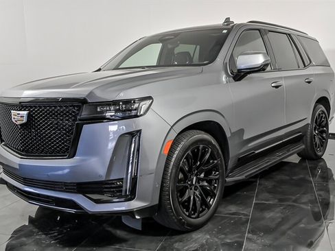 Used 2021 Cadillac Escalade Sport w/ Driver Assist Tech Package AWD/4WD image 5