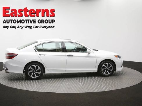 Used 2017 Honda Accord EX-L image 45