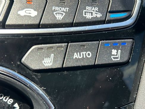 Used 2021 Acura RDX A-Spec AWD/4WD image 36