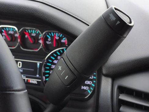 Used 2018 GMC Yukon SLT image 34