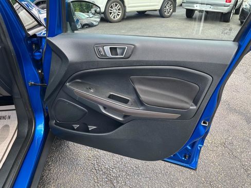 Used 2019 Ford EcoSport SE FWD image 30
